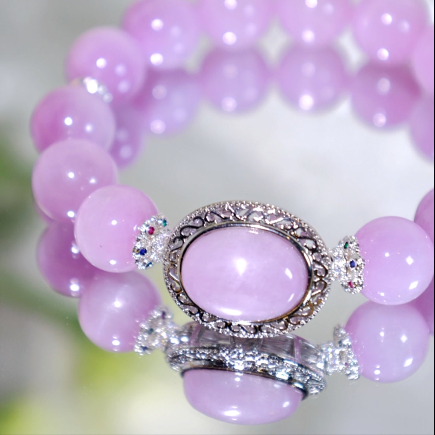 KUNZITE BEADED BRACELET,BORN WITH ELEGANCE.