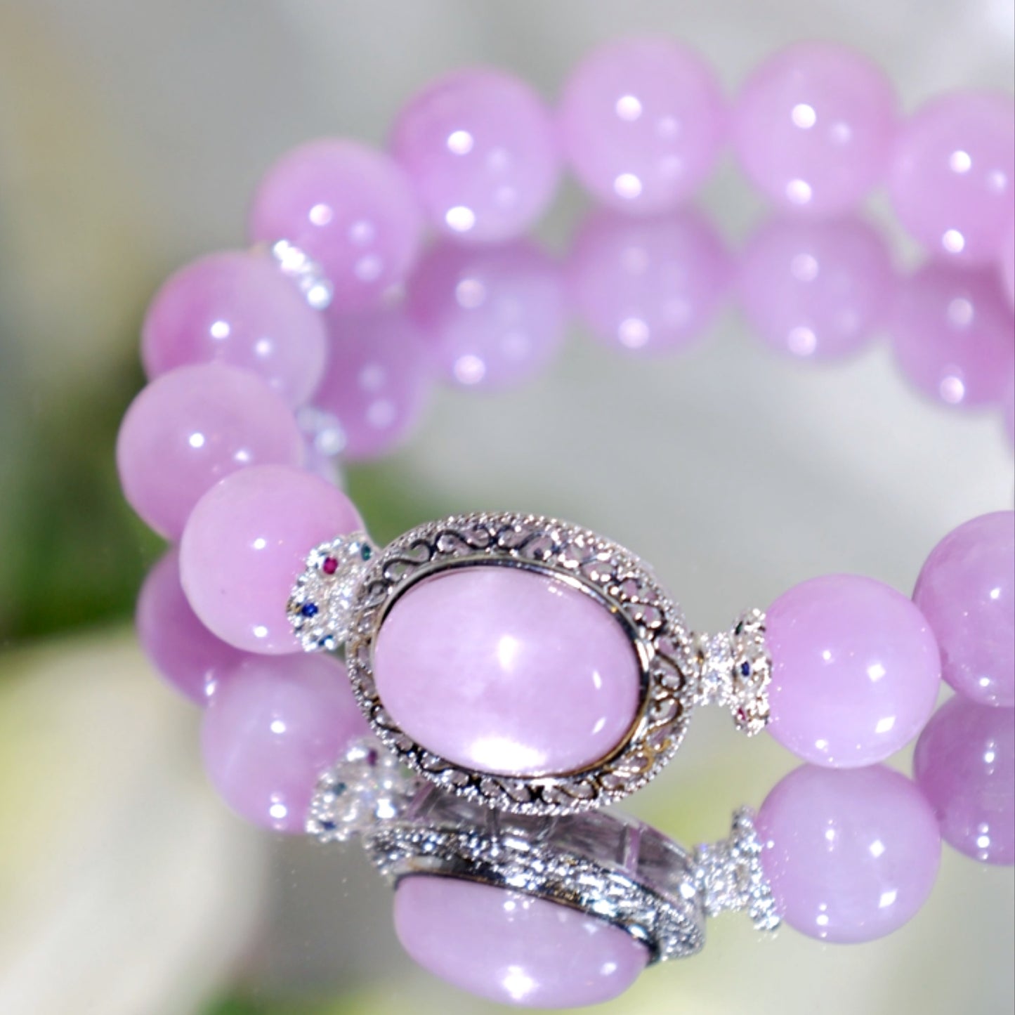 KUNZITE BEADED BRACELET,BORN WITH ELEGANCE.