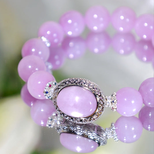 KUNZITE BEADED BRACELET,BORN WITH ELEGANCE.